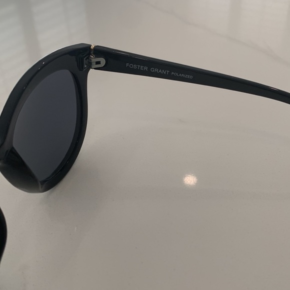 Foster grant polarized sunglasses - Picture 3 of 4